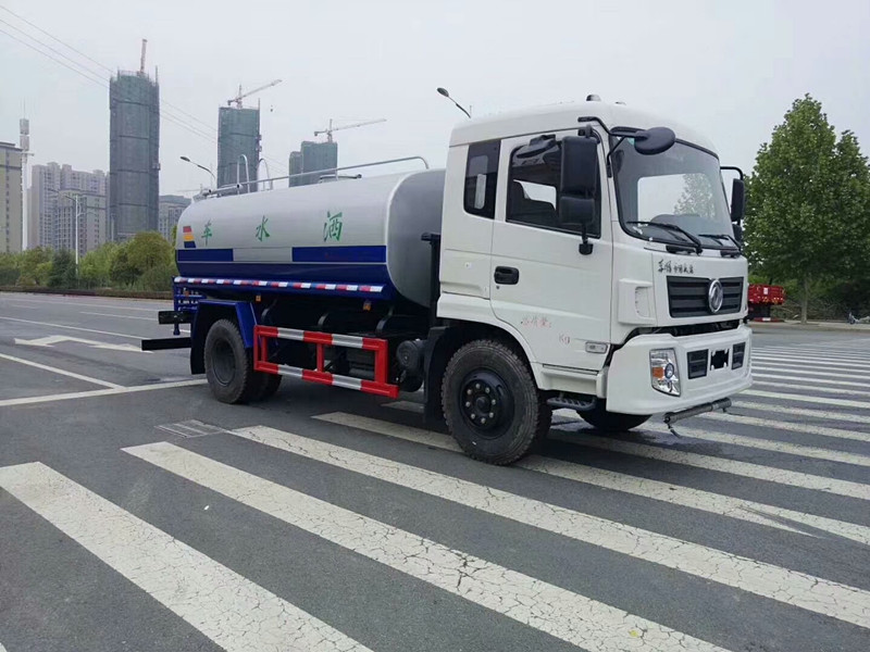 15吨洒水车销售,东风15吨洒水车销售公司,15吨洒水车厂家报价 15吨洒水车销售,东风15吨洒水车销售公司,15吨洒水车厂家报价