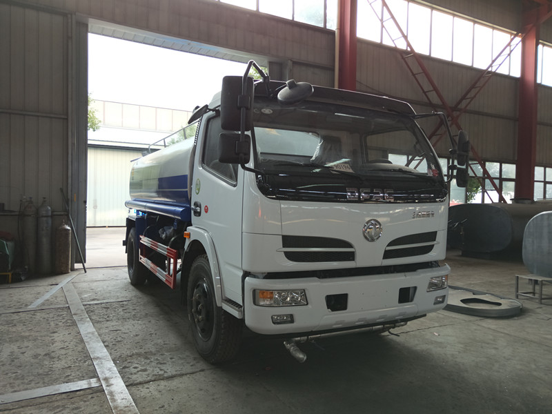 8吨东风洒水车,东风8吨洒水车价格报价,东风8吨洒水车多少钱 8吨东风洒水车,东风8吨洒水车价格报价,东风8吨洒水车多少钱