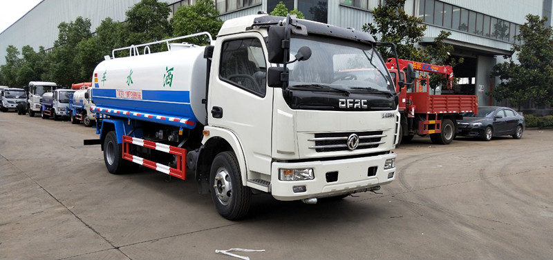 长治洒水车销售,长治洒水车销售中心,长治洒水车价格,东风洒水车厂家直销 长治洒水车销售,长治洒水车销售中心,长治洒水车价格,东风洒水车厂家直销