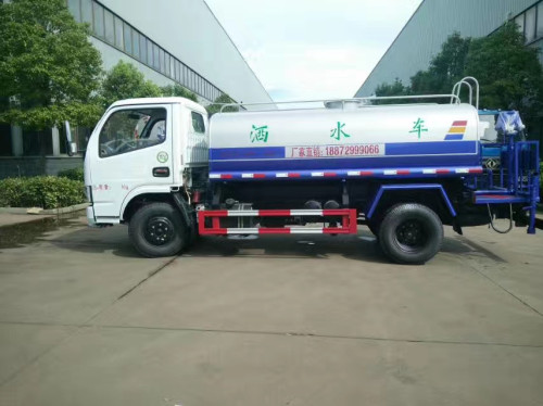 公路洒水车厂家 公路洒水车厂家