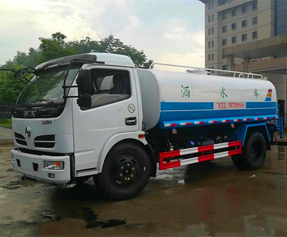 程力洒水车 程力洒水车