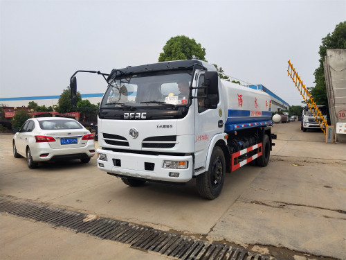 东风8吨洒水车,东风8吨洒水车厂家价格报价,东风8吨洒水车销售公司 东风8吨洒水车,东风8吨洒水车厂家价格报价,东风8吨洒水车销售公司