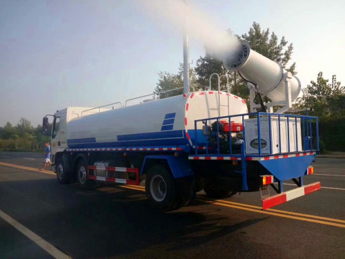 东风柳气前四后四洒水喷雾车 东风柳气前四后四洒水喷雾车