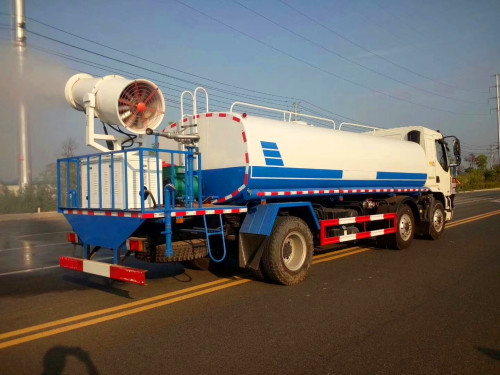 东风柳气前四后四洒水喷雾车 东风柳气前四后四洒水喷雾车