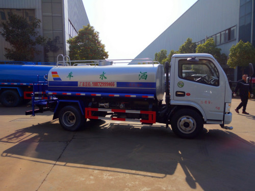 多利卡洒水车厂家价格报价 多利卡洒水车厂家价格报价