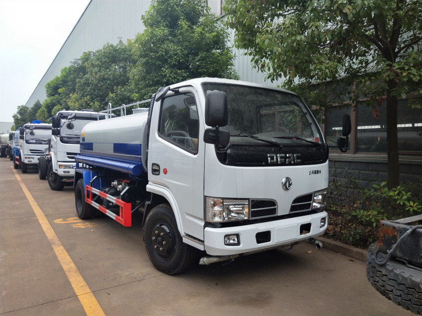 那里有卖洒水车的,程力集团洒水车生产制造有限公司 那里有卖洒水车的,程力集团洒水车生产制造有限公司