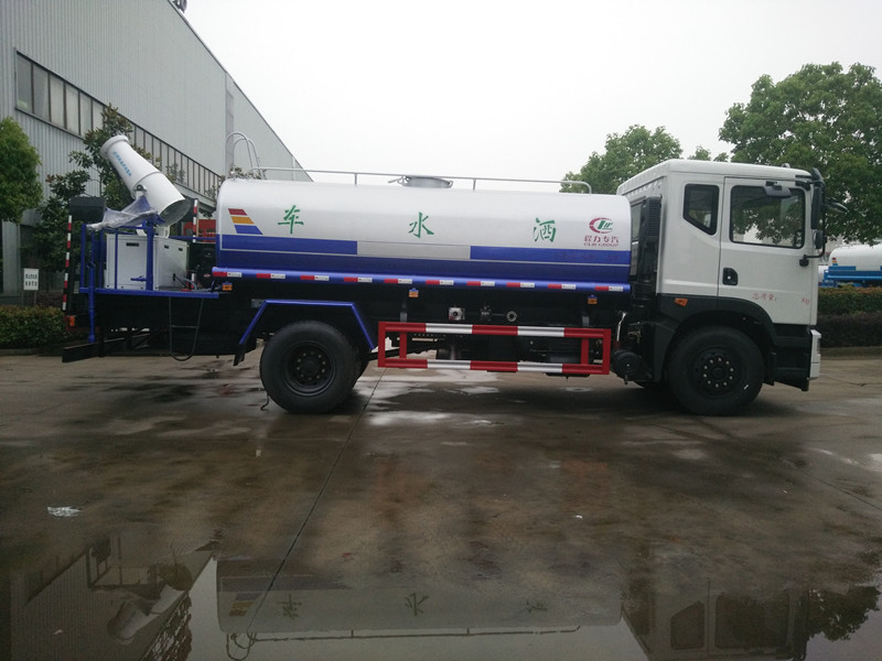 抑尘车东风D9雾炮洒水车雾炮机厂家多少钱批发 抑尘车东风D9雾炮洒水车雾炮机厂家多少钱批发