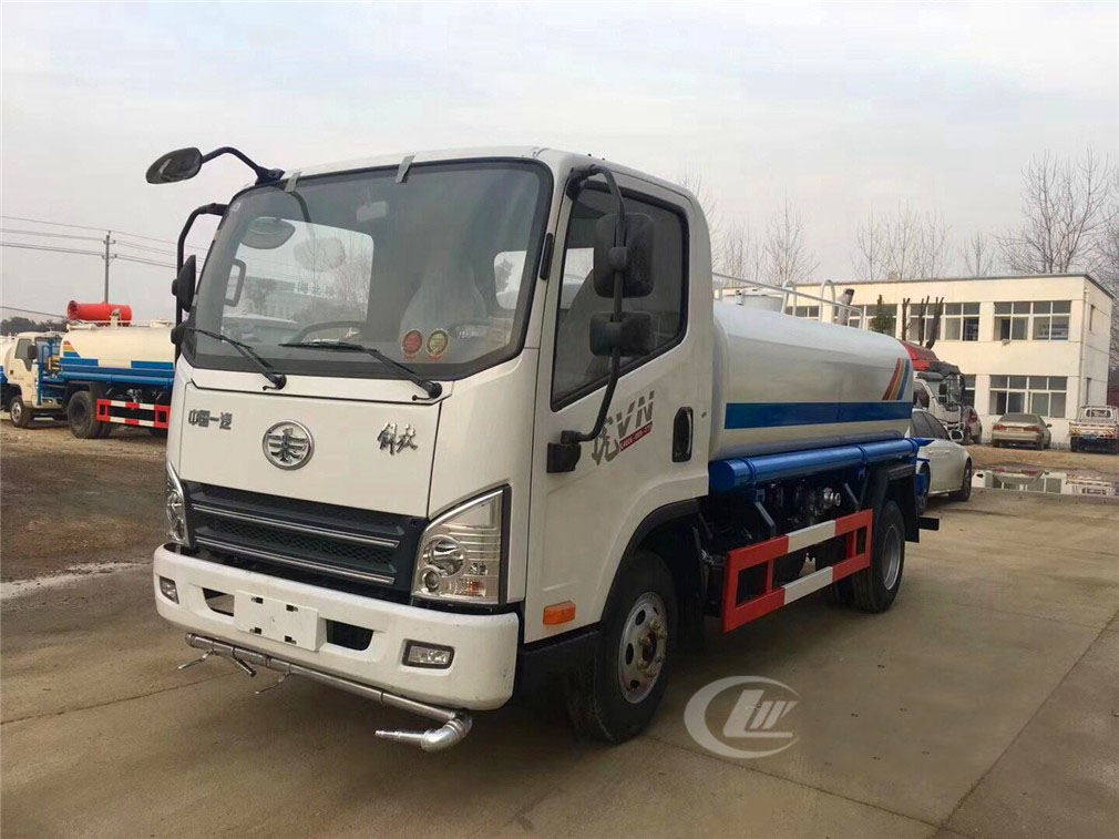 解放虎V洒水车-5吨洒水车厂家价格报价-湖北程力集团 解放虎V洒水车-5吨洒水车厂家价格报价-湖北程力集团