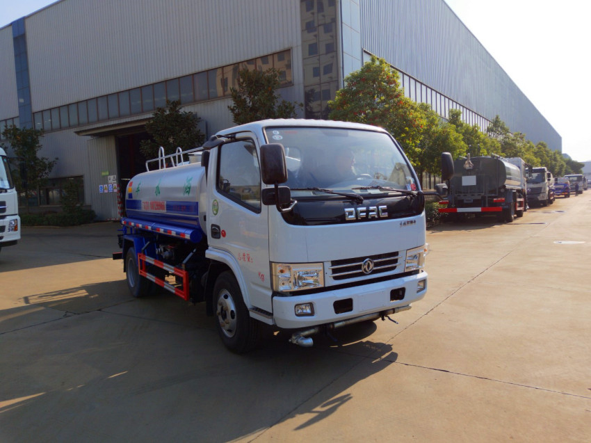 东风多利卡洒水车-东风多利卡洒水车5方洒水车-湖北程力集团 东风多利卡洒水车-东风多利卡洒水车5方洒水车-湖北程力集团