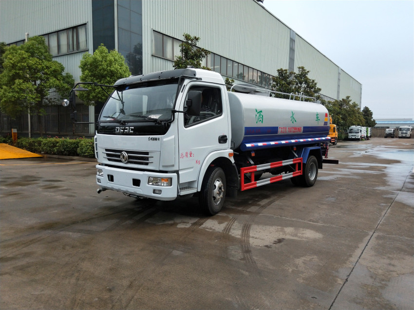 东风D7多利卡9吨洒水车-9方洒水车报价-程力销售总部 东风D7多利卡9吨洒水车-9方洒水车报价-程力销售总部