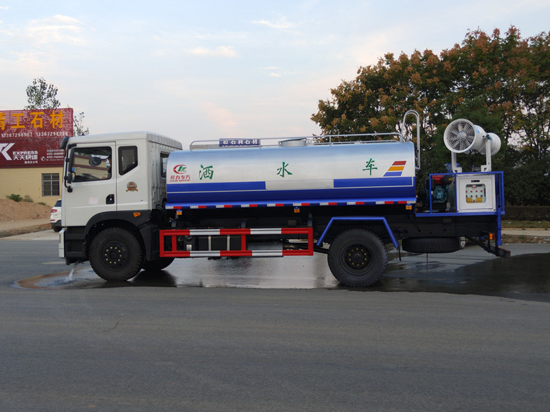 东风145洒水车与东风153洒水车有什么区别-湖北程力集团 东风145洒水车与东风153洒水车有什么区别-湖北程力集团