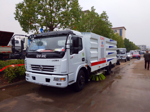 东风多利卡洗扫车(轴距3800型)-湖北程力扫路车生产厂家 东风多利卡洗扫车(轴距3800型)-湖北程力扫路车生产厂家