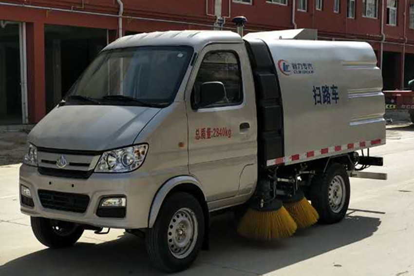 小型扫路车 小型扫路车