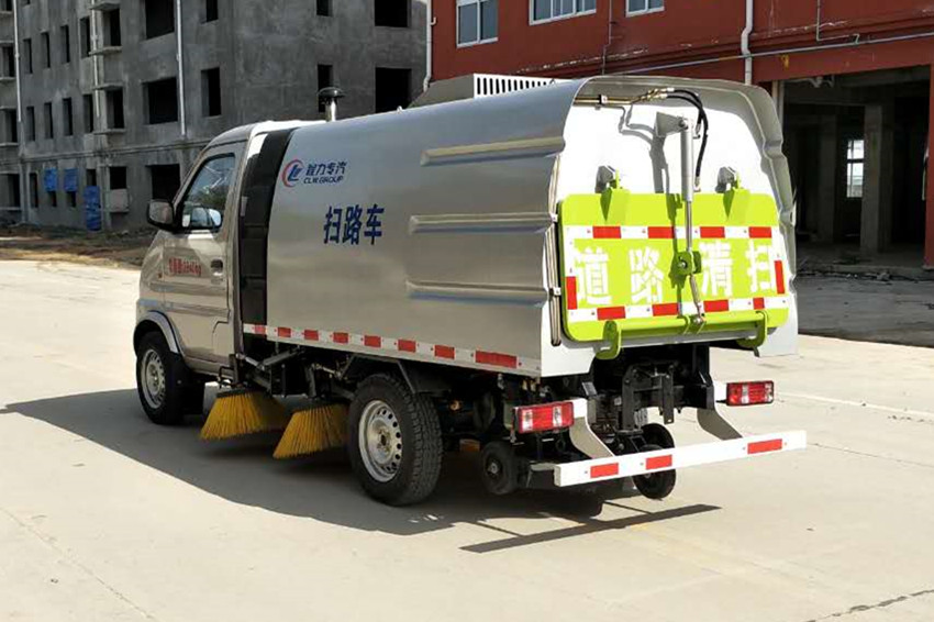 小型扫路车 小型扫路车