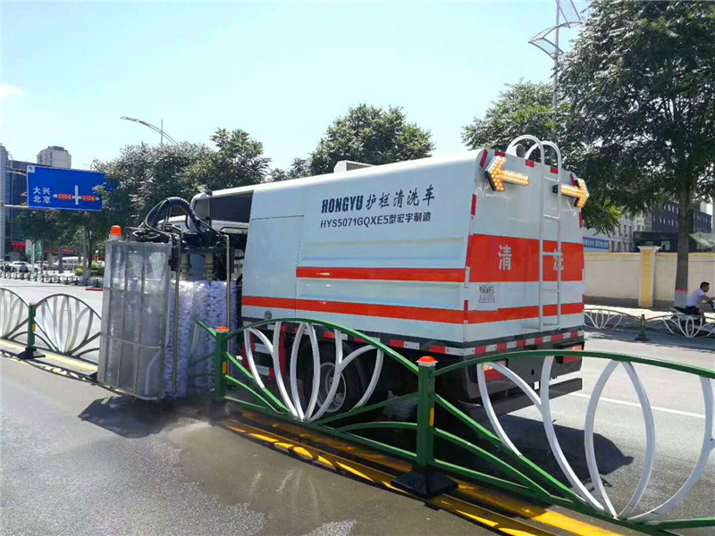 护栏清洗车厂家直销 护栏清洗车厂家直销