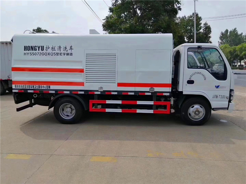 护栏清洗车厂家直销 护栏清洗车厂家直销