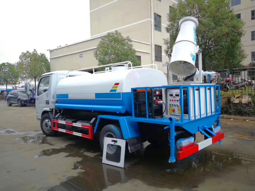 高端环保雾炮车,多功能抑尘车价格-湖北程力洒水车厂家直销 高端环保雾炮车,多功能抑尘车价格-湖北程力洒水车厂家直销
