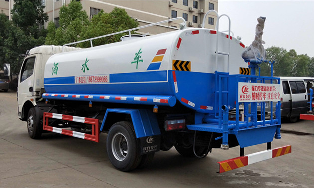 ˮ8ˮ۸񣬶縣ˮ-