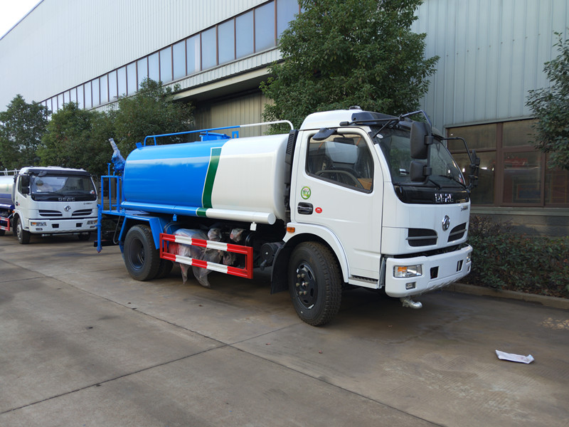 东风多利卡10方洒水车-10吨洒水车价格报价 东风多利卡10方洒水车-10吨洒水车价格报价