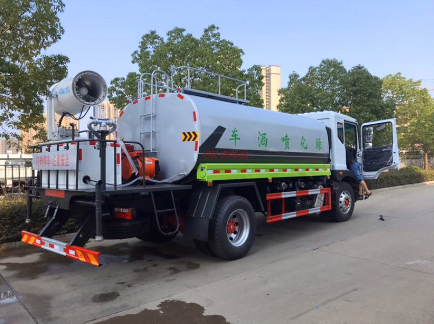 厂家直销洒水车 洒水车价格-湖北程力洒水车生产厂家 厂家直销洒水车 洒水车价格-湖北程力洒水车生产厂家