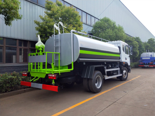 东风多利卡D9洒水车,2019爆款车型,可做12方,和15吨 东风多利卡D9洒水车,2019爆款车型,可做12方,和15吨