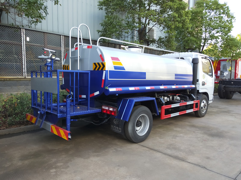 东风洒水车厂家直销 绿化洒水车 程力5吨洒水车厂家价格 东风洒水车厂家直销 绿化洒水车 程力5吨洒水车厂家价格