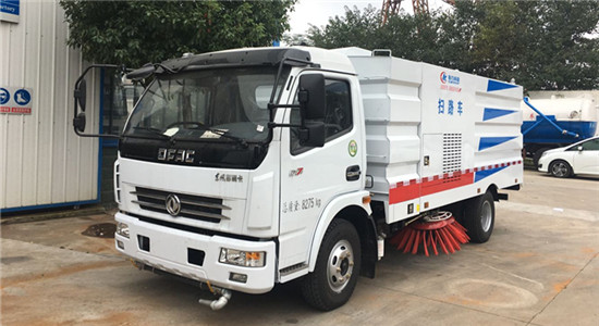 扫路车小型 东风多利卡道路环卫清扫车 5方洗扫车 干湿两用价格低 扫路车小型 东风多利卡道路环卫清扫车 5方洗扫车 干湿两用价格低