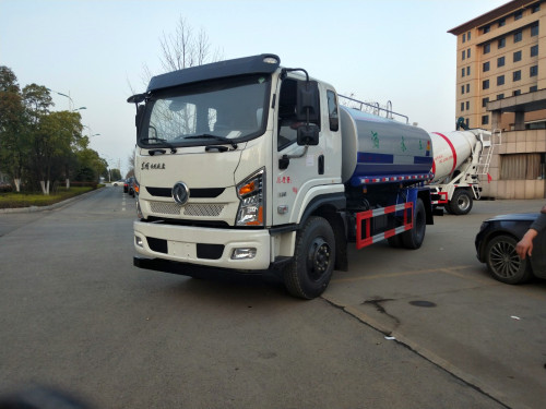 新款D1大马力12吨洒水车全新量产 大促销 新款D1大马力12吨洒水车全新量产 大促销