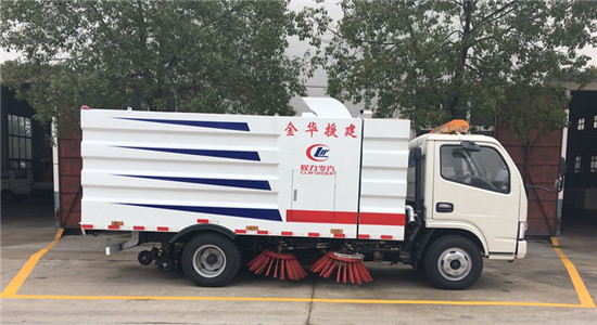 东风小多利卡扫路车,5吨扫路车,程力5立方扫路车厂家直销 东风小多利卡扫路车,5吨扫路车,程力5立方扫路车厂家直销