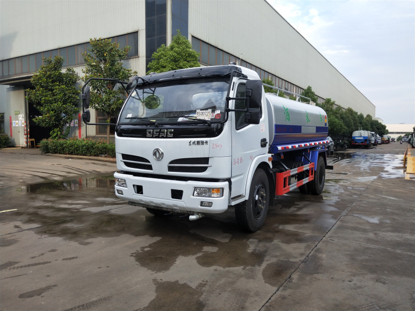 东风多利卡D7洒水车、程力洒水车多少钱、厂家产品介绍 东风多利卡D7洒水车、程力洒水车多少钱、厂家产品介绍