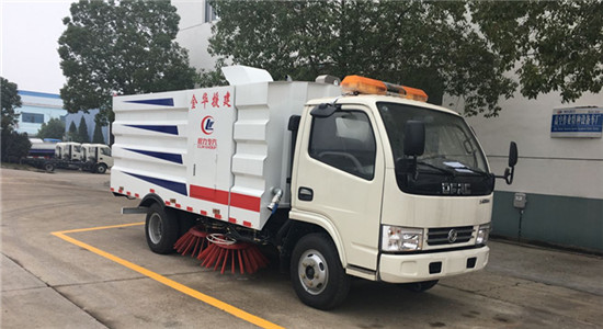 东风小多利卡5方扫路车 扫路铲雪多功能清扫车 东风小多利卡5方扫路车 扫路铲雪多功能清扫车