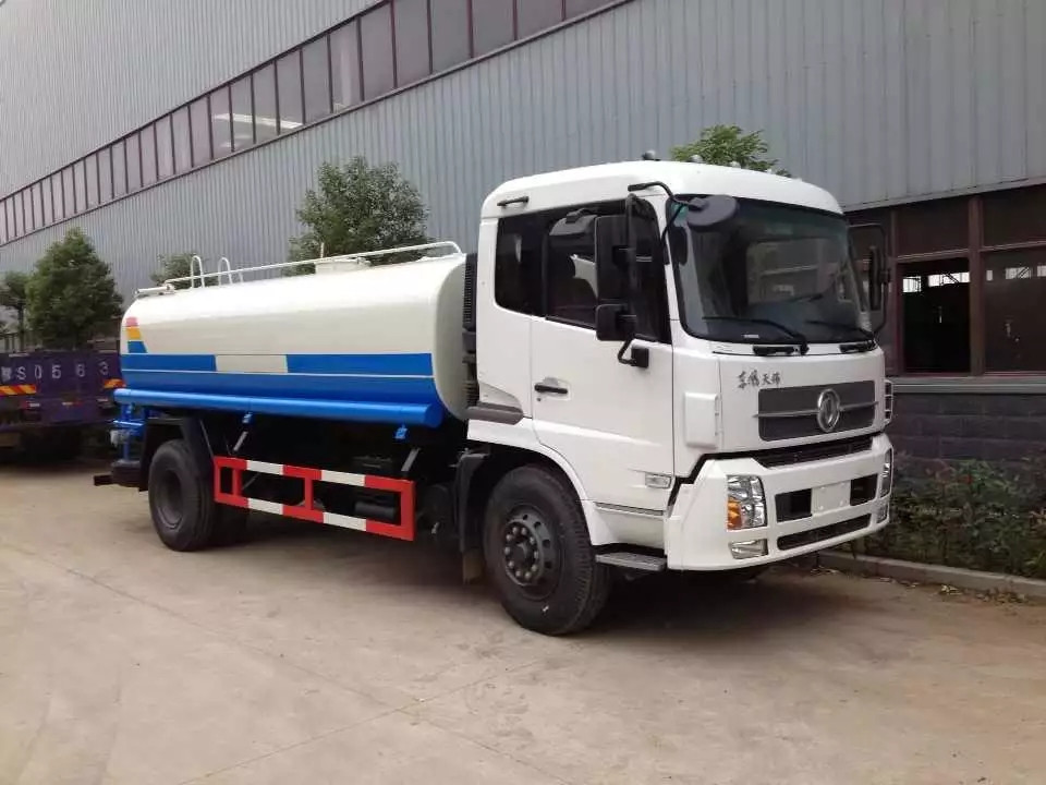 湖北楚胜12吨洒水车一程力12吨洒水车价格 湖北楚胜12吨洒水车一程力12吨洒水车价格