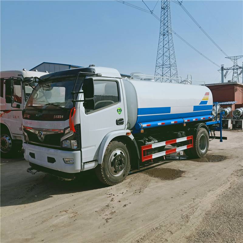 小型洒水车价格_3吨_5吨_8吨洒水车厂家报价 小型洒水车价格_3吨_5吨_8吨洒水车厂家报价