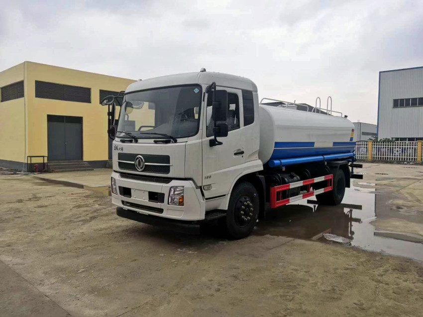 工程洒水车哪里买便宜-洒水车哪里买便宜-湖北程力 工程洒水车哪里买便宜-洒水车哪里买便宜-湖北程力