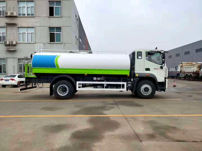 ¾©ÅƹúÁùÈ÷Ë®³µ ¾©ÅƹúÁùÈ÷Ë®³µ