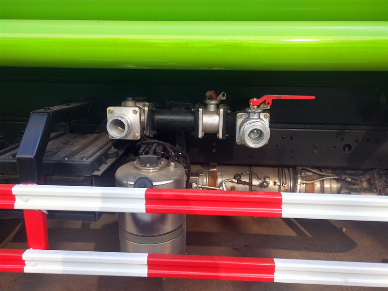 -程力威牌CLW5120GSSYT6型洒水车 -程力威牌CLW5120GSSYT6型洒水车