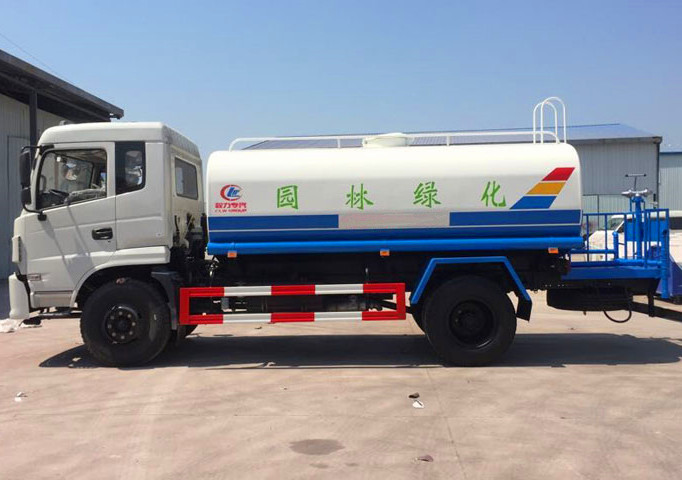 程力威牌CLW5162GSSSZ6型洒水车 程力威牌CLW5162GSSSZ6型洒水车