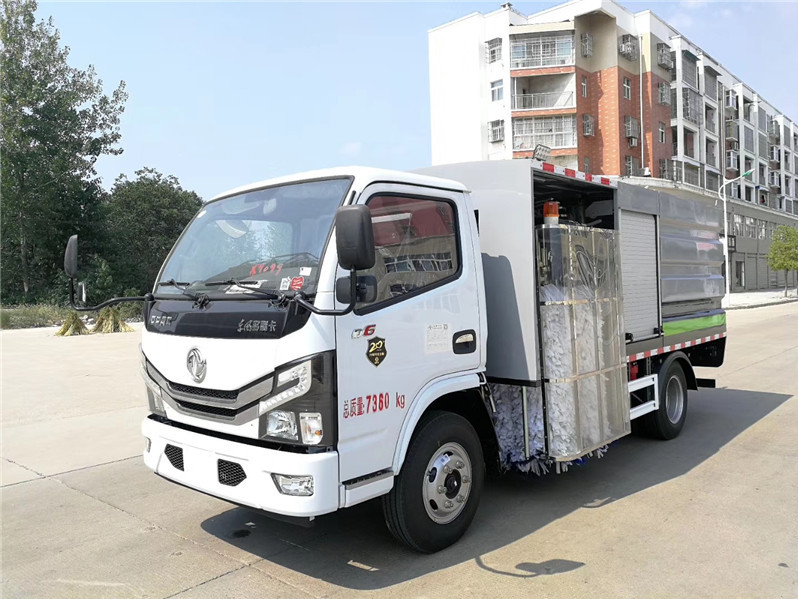 护栏清洗车销售电话 一个电话 服务到家-湖北程力道路洗扫车厂家直销 护栏清洗车销售电话 一个电话 服务到家-湖北程力道路洗扫车厂家直销