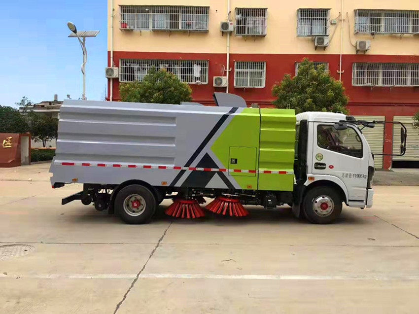 国六东风5吨扫路车的价格是多少-5吨扫路车厂家销售 国六东风5吨扫路车的价格是多少-5吨扫路车厂家销售