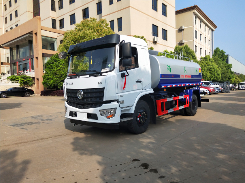 上蓝牌的洒水车需要多少钱一辆-蓝牌的洒水车多少钱一辆 上蓝牌的洒水车需要多少钱一辆-蓝牌的洒水车多少钱一辆