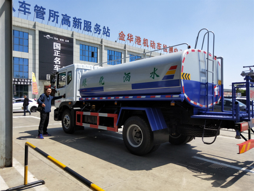多功能15方洒水车-多功能15方洒水车价格-多功能15方洒水车厂家销售 多功能15方洒水车-多功能15方洒水车价格-多功能15方洒水车厂家销售