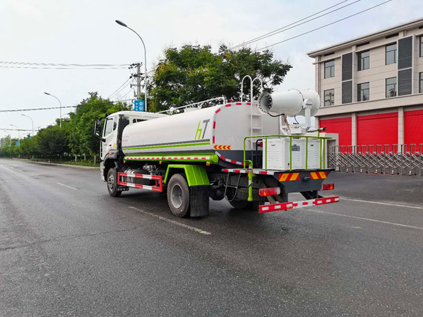 重汽15吨洒水车 重汽15吨洒水车