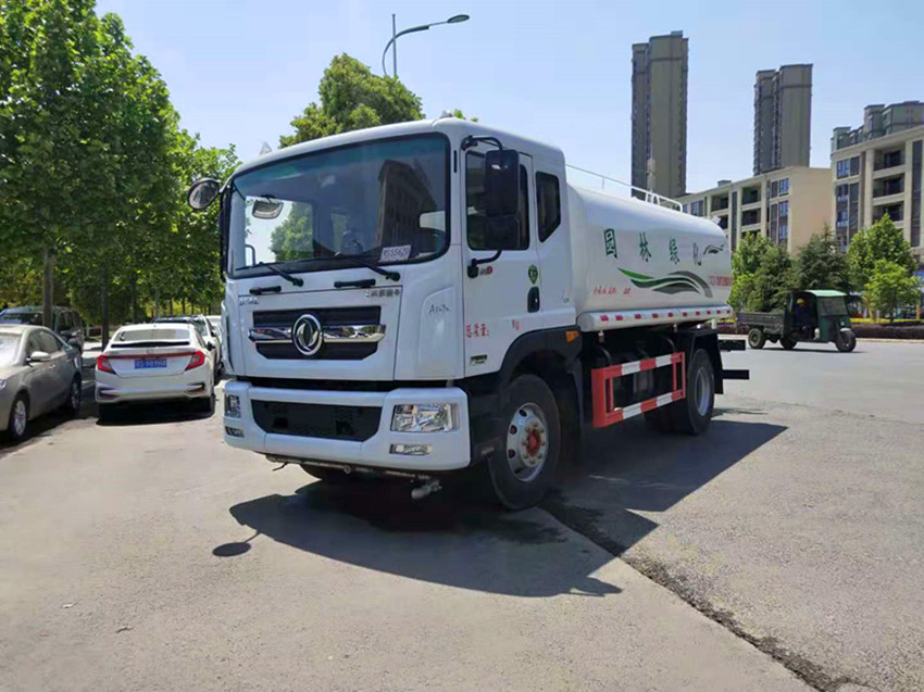 东风D9洒水车-12方的洒水车多少钱一辆-程力洒水车厂家直销 东风D9洒水车-12方的洒水车多少钱一辆-程力洒水车厂家直销