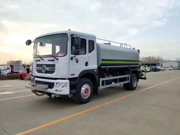 东风多利卡D9洒水车带雾炮-东风D9洒水车带雾炮多少钱 东风多利卡D9洒水车带雾炮-东风D9洒水车带雾炮多少钱