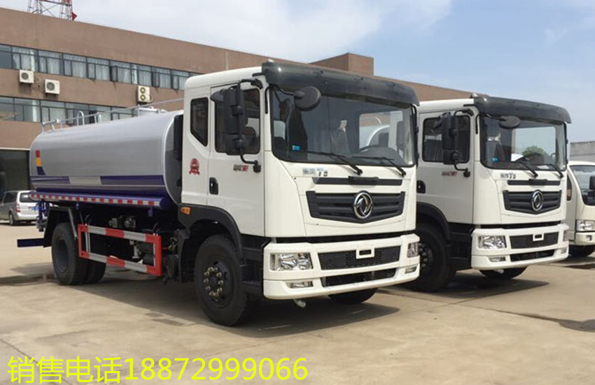 12吨洒水车 12吨洒水车