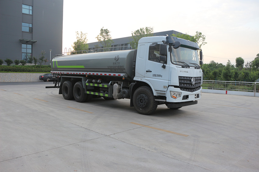 大型洒水车 大型洒水车