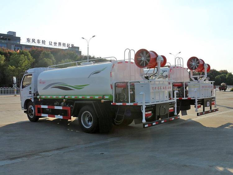 雾炮洒水车 雾炮洒水车