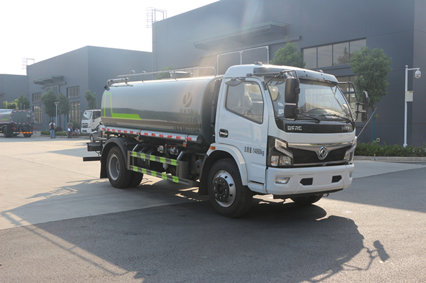 东风多利卡8方洒水车-8方洒水车厂家直销-湖北程力洒水车生产厂家 东风多利卡8方洒水车-8方洒水车厂家直销-湖北程力洒水车生产厂家