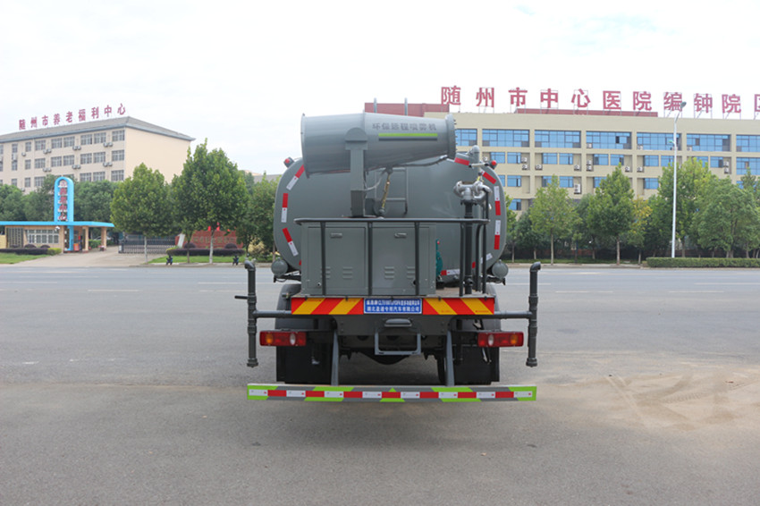 天锦抑尘车 天锦抑尘车