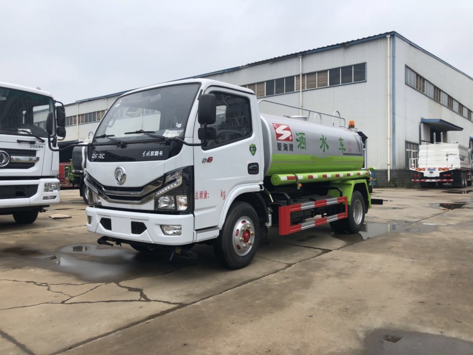 小多利卡5吨洒水车价格-东风多利卡5吨洒水车价格-东风洒水车生产厂家 小多利卡5吨洒水车价格-东风多利卡5吨洒水车价格-东风洒水车生产厂家